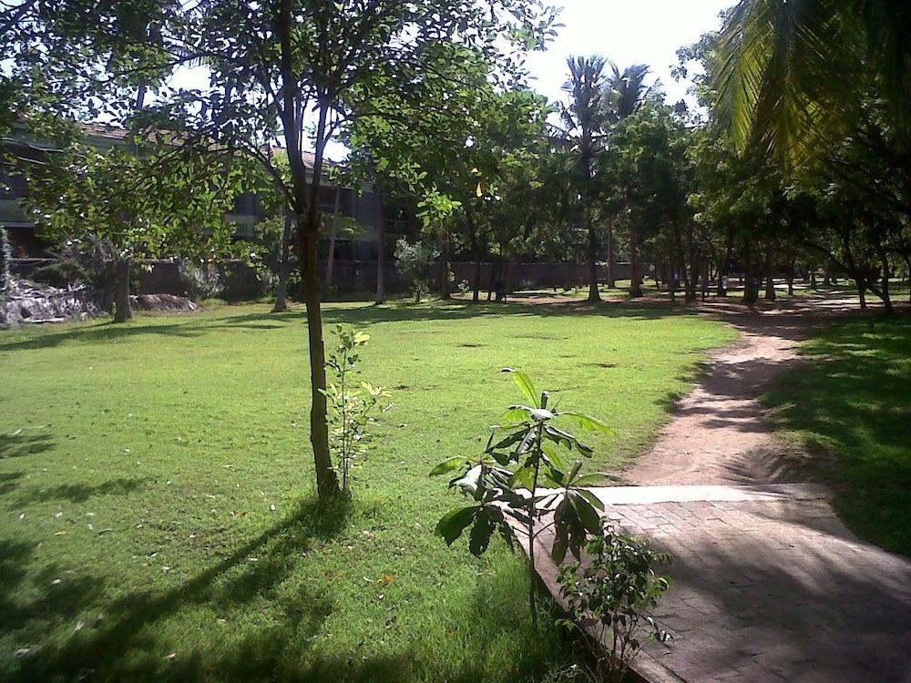 Mamalla Beach Resort Mahabalipuram Exterior photo